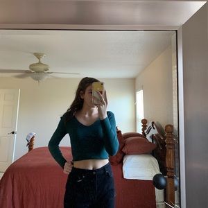 BRANDY MELVILLE LONG SLEEVE